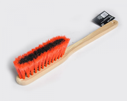 PERIE LUNGA CU CORP DE LEMN 43 CM