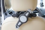 SUPORT AUTO PENTRU TABLETA CU PRINDERE IN TETIERA